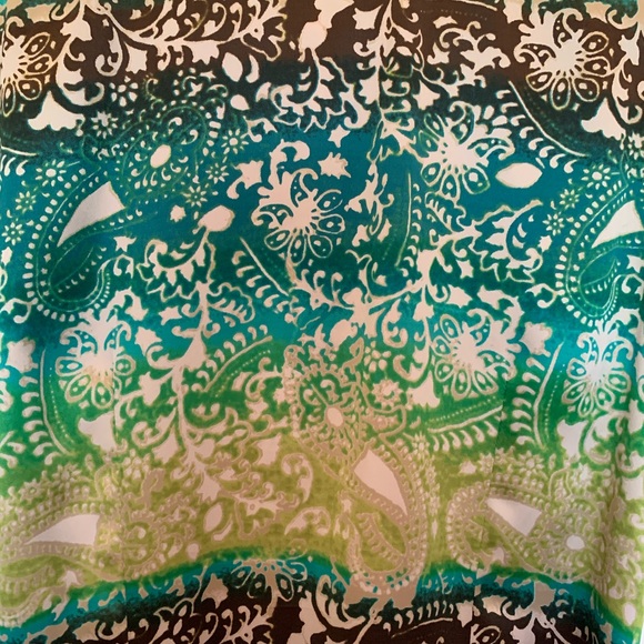 East 5th Women’s Medium Blouse NWOT - Picture 5 of 8